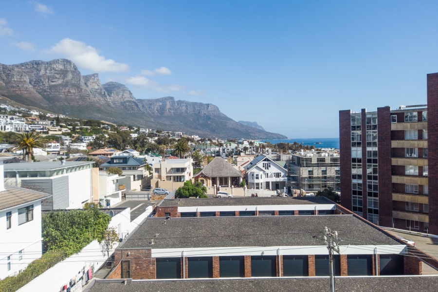 2 Bedroom Property for Sale in Camps Bay Western Cape